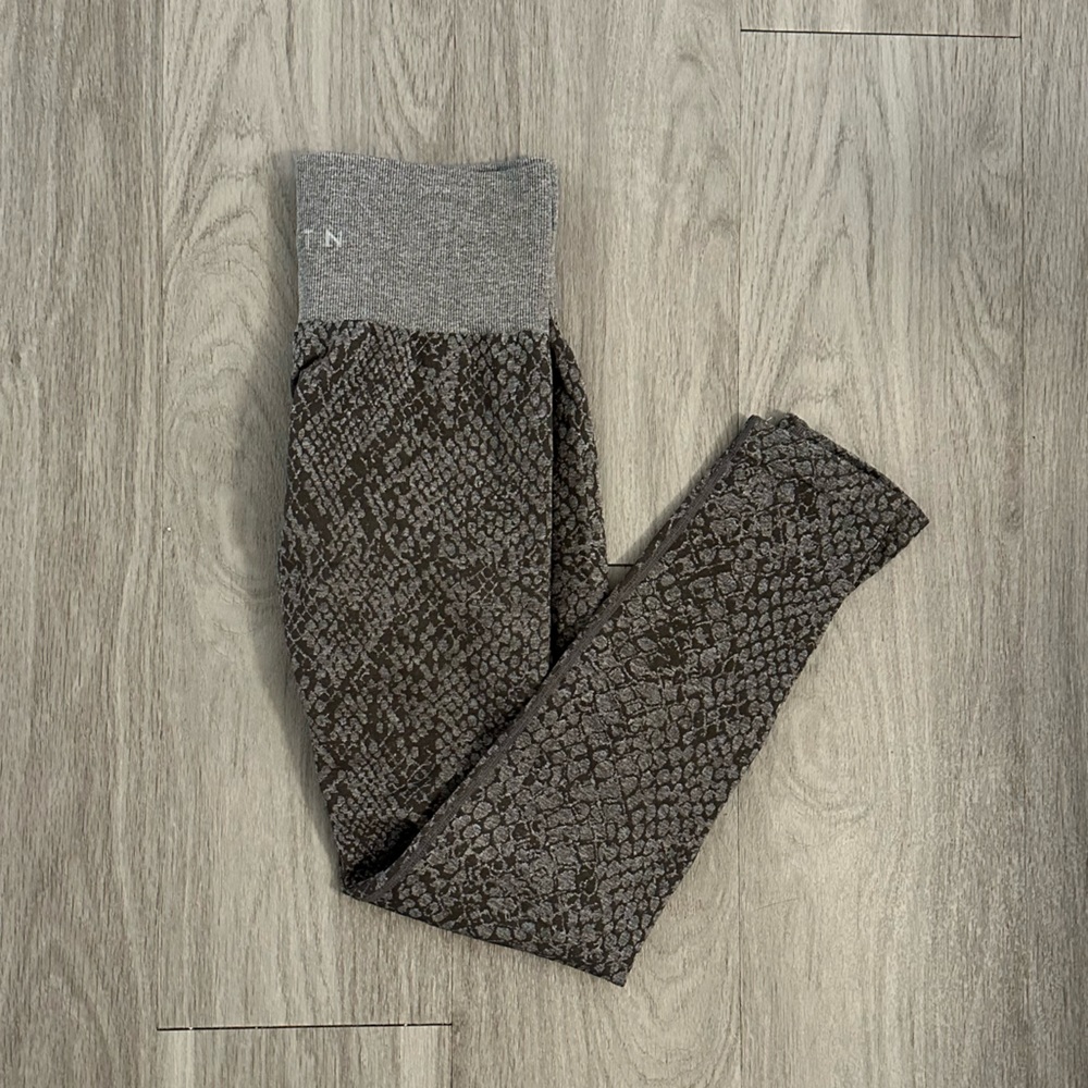 NVGTN Leggings